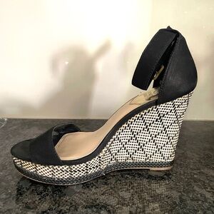 Vince Camuto Black and Cream Wedge Sandals